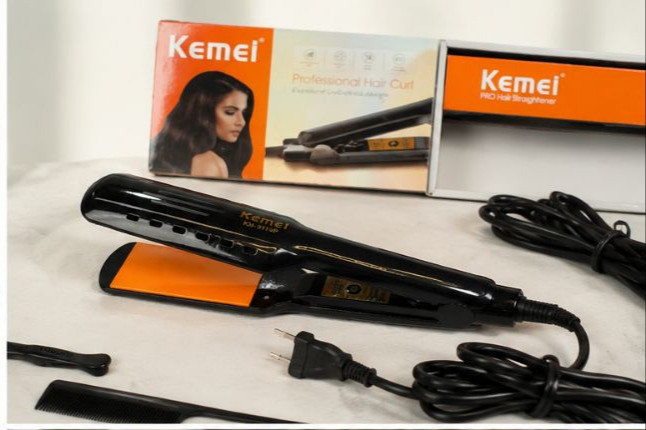 اتو مو سرامیکی کیمی اورجینال مدل KM-3114P | صافکننده مو با ۴ سطح تنظیم دما و نمایشگر LCD
