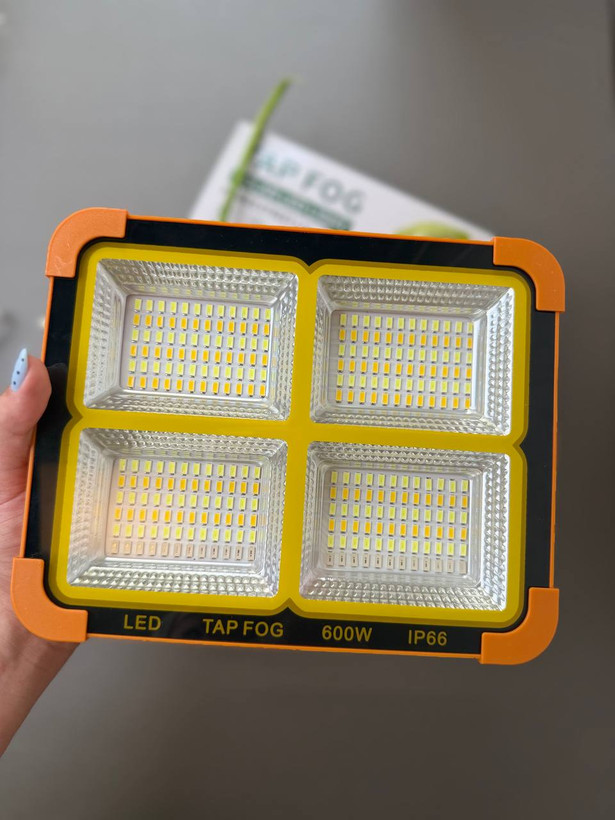 چراغ خورشیدی 600 وات اورجینال شارژی LED با پنل سولار و پاوربانک| مناسب باغ، ویلا و قطعی برق